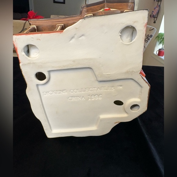 1996 Dickens collectible Victorian series porcelain lighted  house - Picture 8 of 10